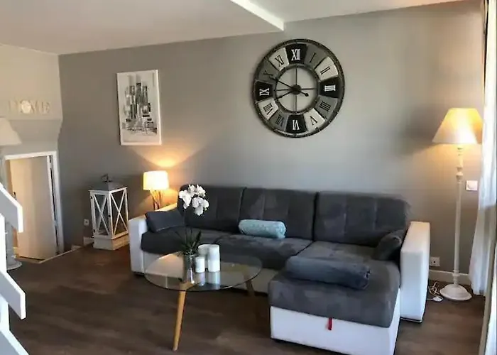 Les Pieds Dans L'eau Apartman *