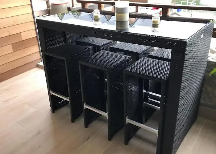 Les Pieds Dans L'eau Deauville